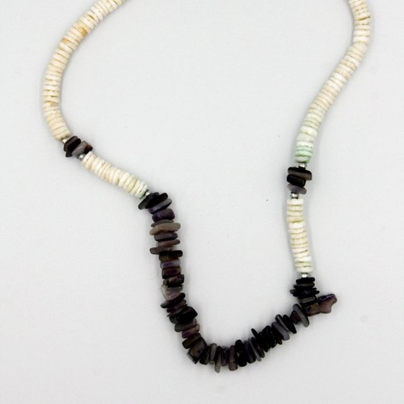 White & Purple Shell Necklace - Picture 2 of 3